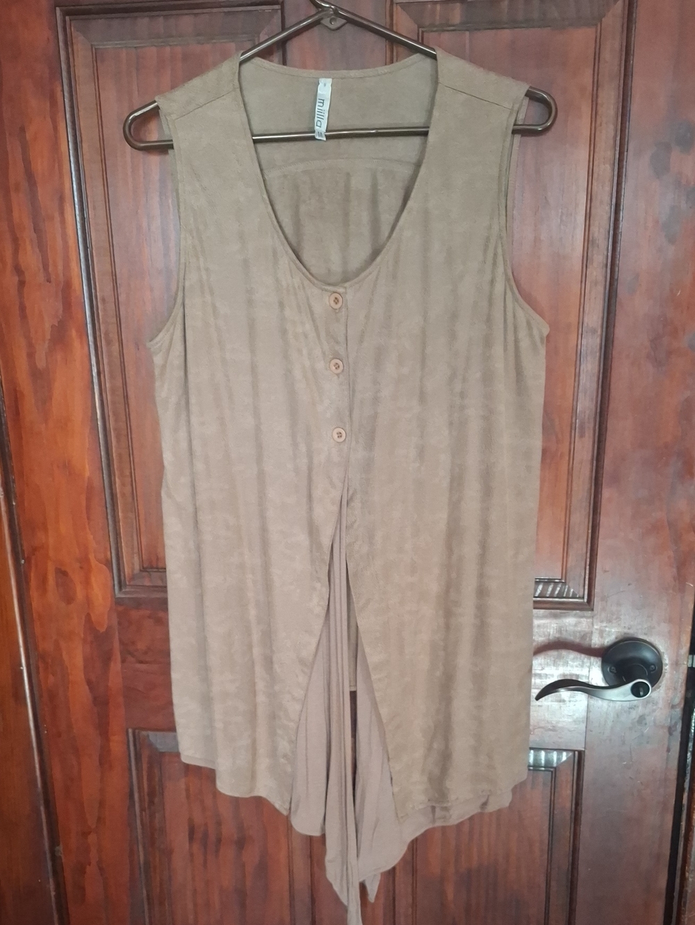Miilla Medium Sleeveless Button-Front Tunic Top - Brown